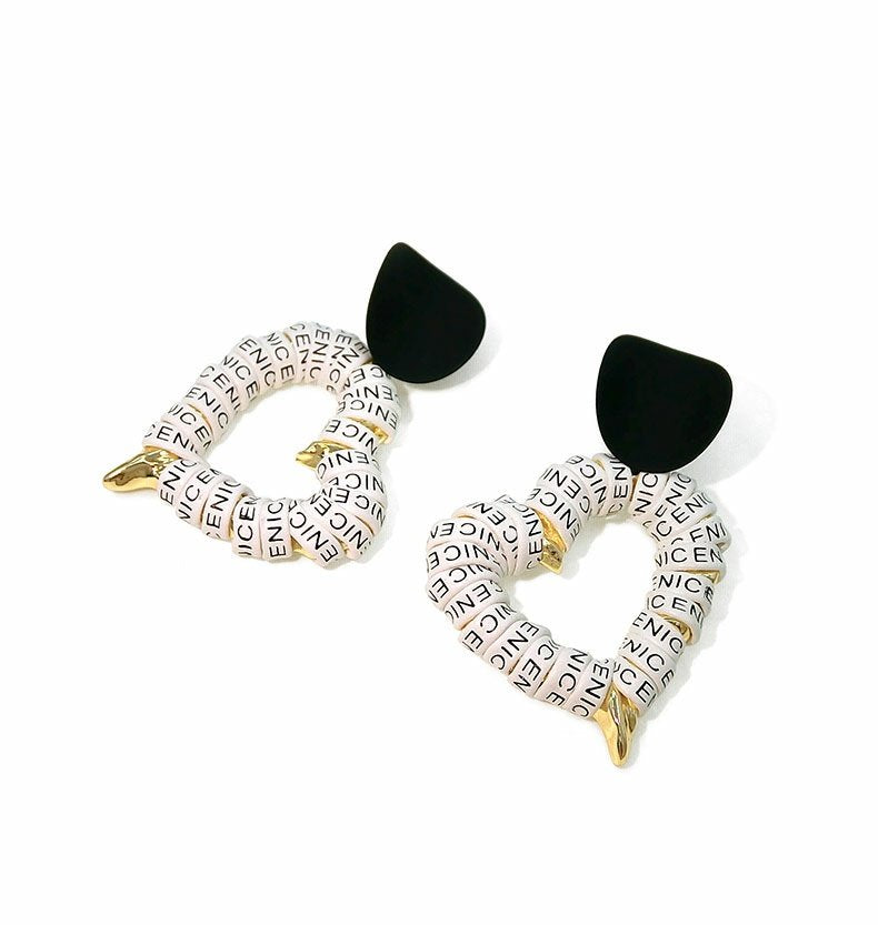 美人度アップ オリジナル 個性デザインセンス ピアス -A733