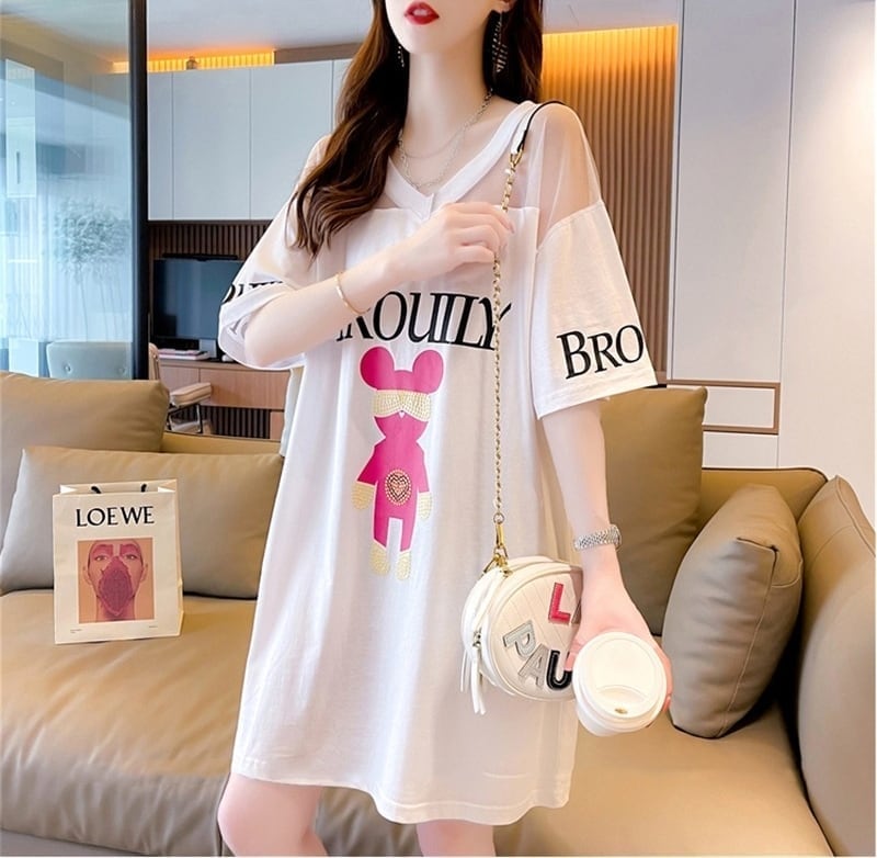 売り切れ必至 セクシー Vネック 切り替え チュール プリントTシャツ ゆったりワンピース <ins-3050>