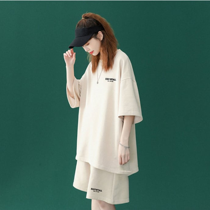 【半額セール】早い者勝ち 男女兼用 半袖Tシャツⅹパンツセット全4色<ins-6549>