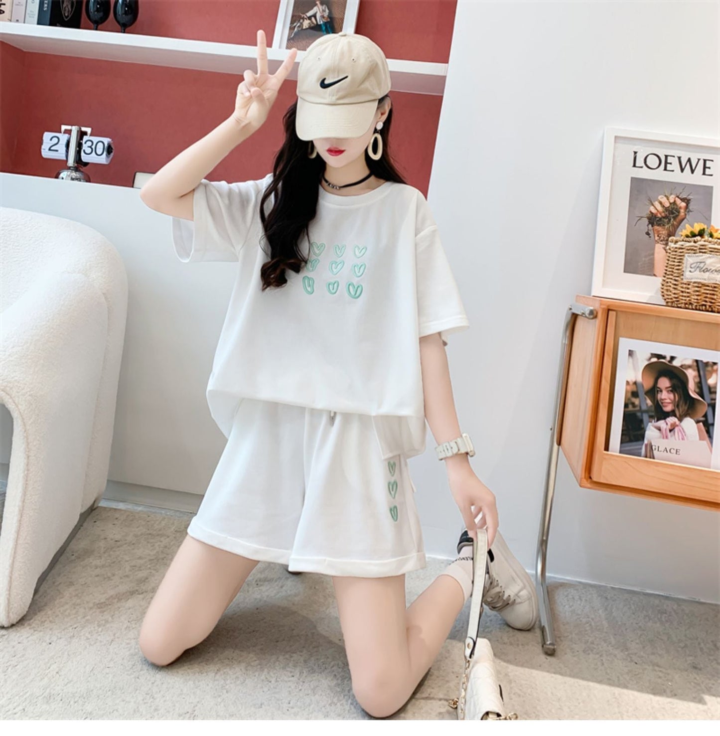 売り切れ必至 上質 カジュアル ルーズ 半袖Tシャツⅹパンツセット全3色 <ins-8234>