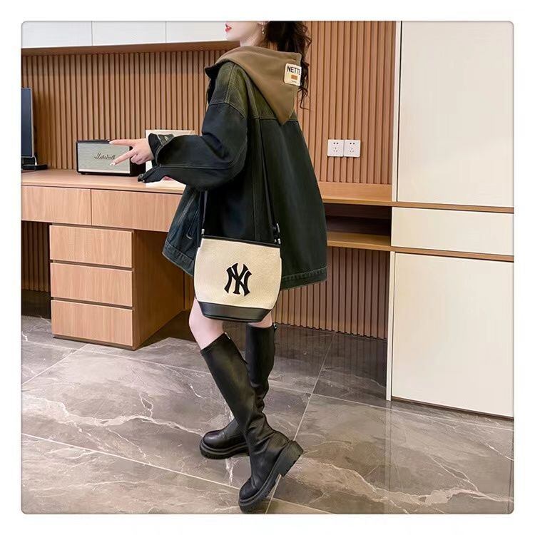 おすすめ トレンドアイテム 存在感抜群 フード付き デニムジャケットゆったりコートE-9888