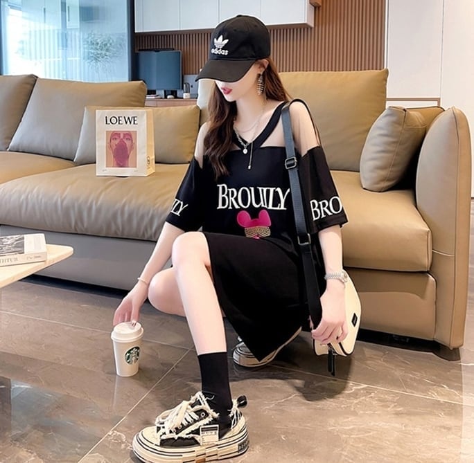 売り切れ必至 セクシー Vネック 切り替え チュール プリントTシャツ ゆったりワンピース <ins-3050>