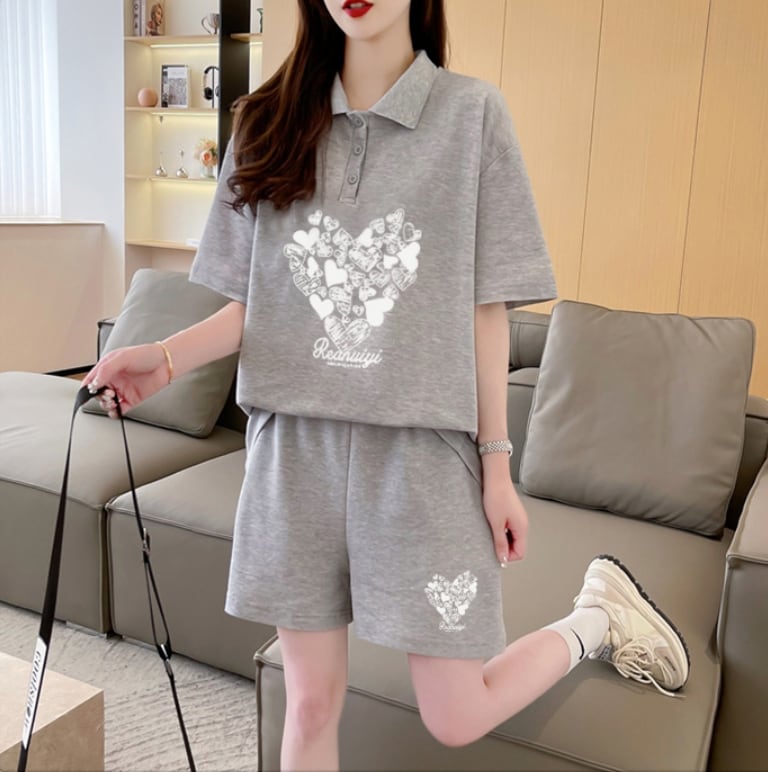 売り切れ必至 清涼感たっぷり シンプル 半袖Tシャツ+パンツ セットアップ<ins-8195>