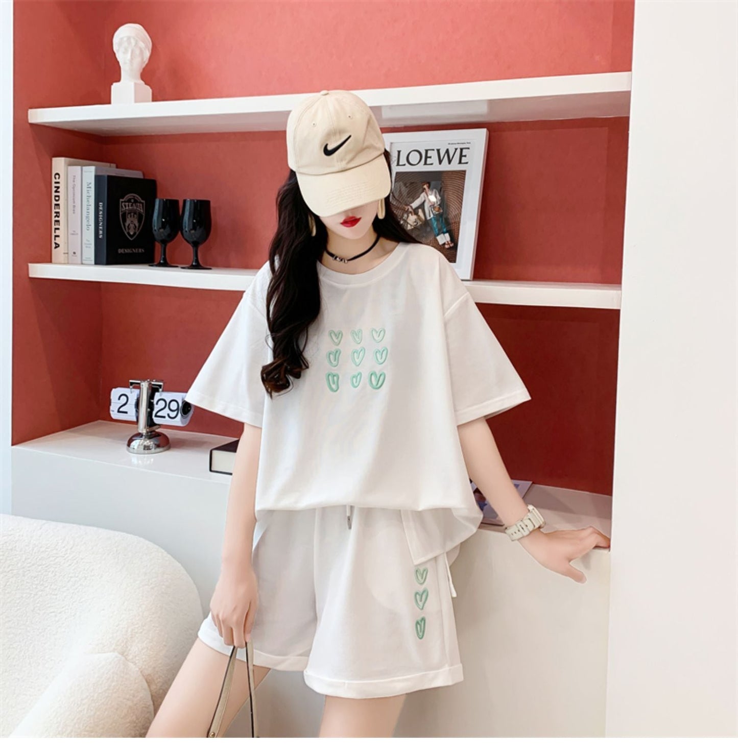 売り切れ必至 上質 カジュアル ルーズ 半袖Tシャツⅹパンツセット全3色 <ins-8234>