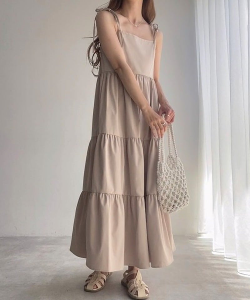 定番シンプル 上品 簡潔 エレガント ワンピース<ins-8321>