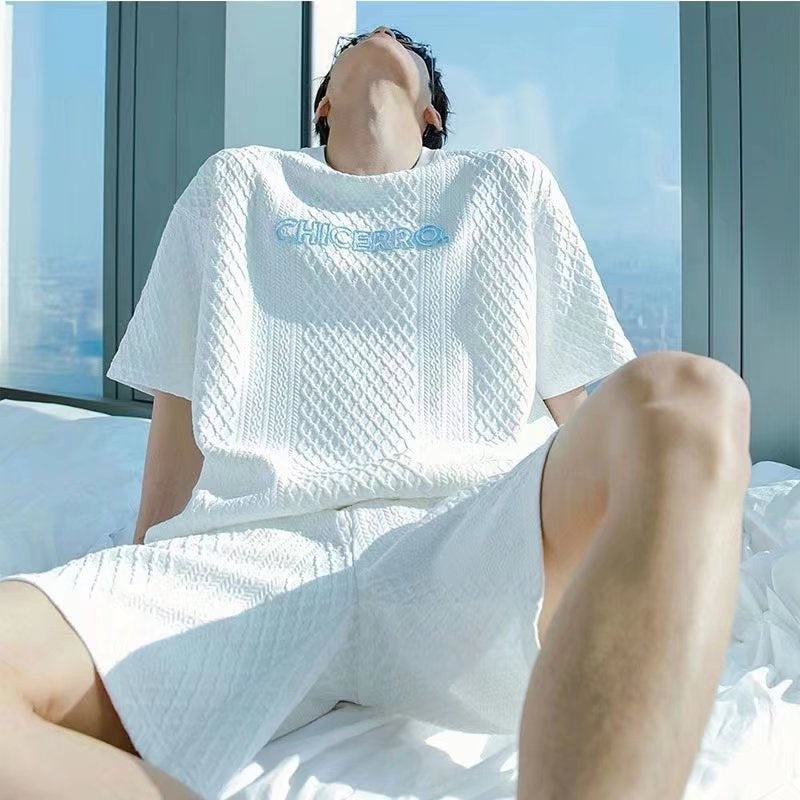 話題沸騰中 海外トレンド 半袖Tシャツⅹパンツセット 全2色- A887