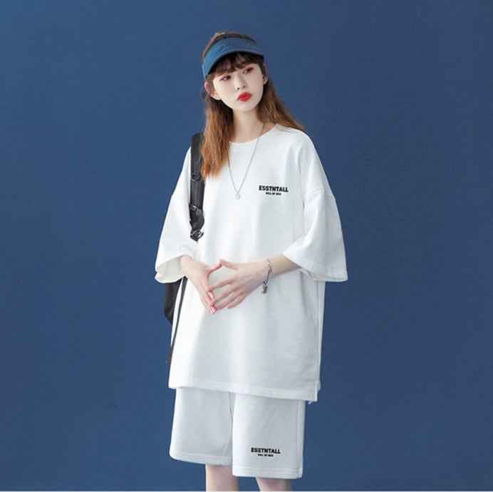 【半額セール】早い者勝ち 男女兼用 半袖Tシャツⅹパンツセット全4色<ins-6549>