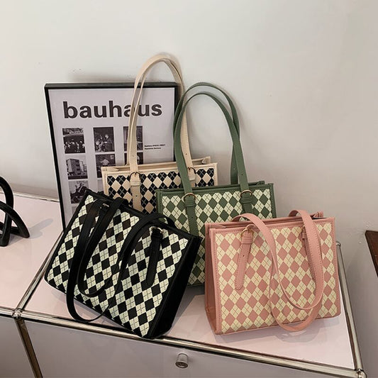 高級感溢れる スタイリッシュ チェック柄 ショルダーバッグ<ins-3072>