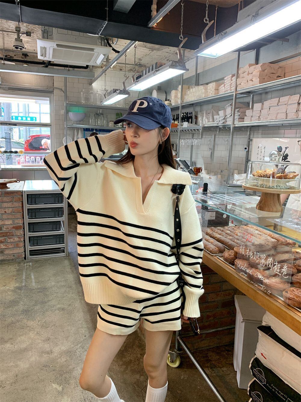 目を奪われる 切り替え スタイルアップ ジャケット+ショートパンツ セットアップE-10916