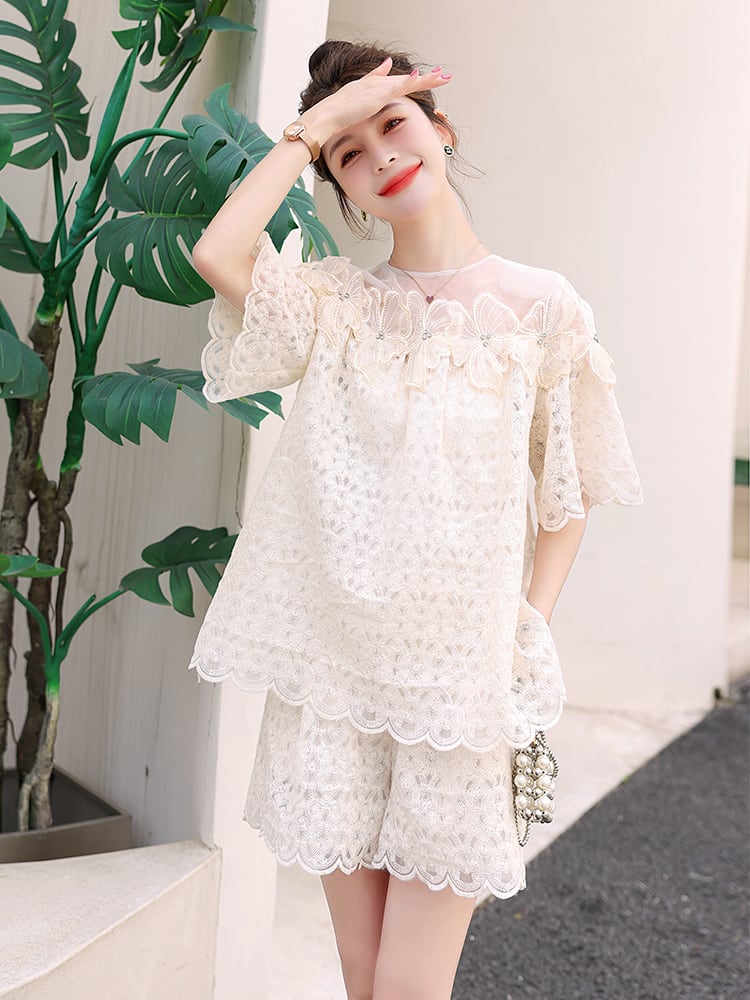 【人気急上昇中!】絶対欲しい上品 知的 レース 透かし彫り 半袖Tシャツⅹパンツセット<ins-8216>