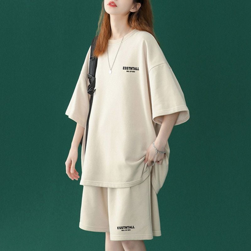 【半額セール】早い者勝ち 男女兼用 半袖Tシャツⅹパンツセット全4色<ins-6549>