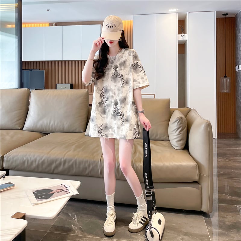 新商品 オシャレ度満点 高級感溢れる 2色選択可 Tシャツ カットソー<ins-8277>