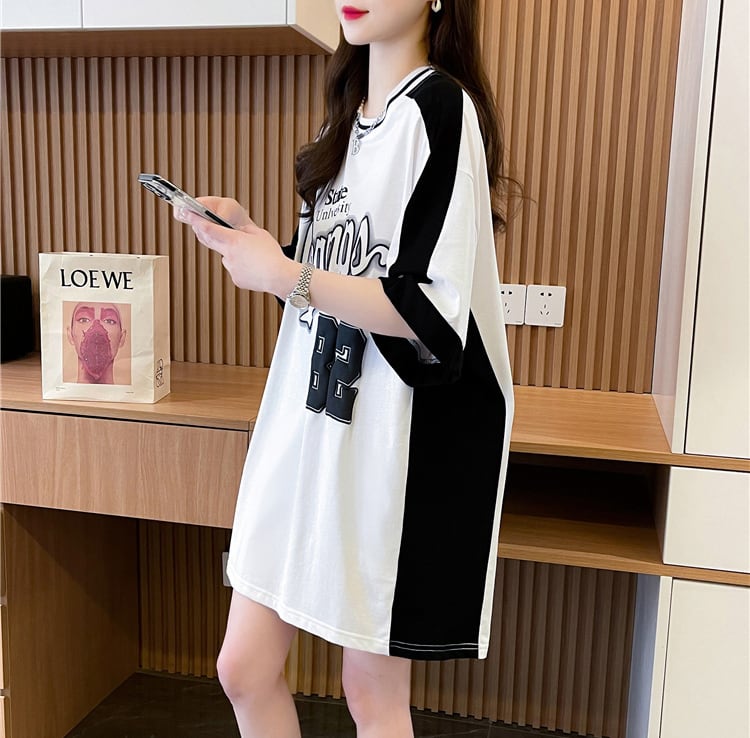 絶対流行 個性的なデザイン 一目惚れ 2色選択可 プリント Tシャツ カットソー<ins-8279>