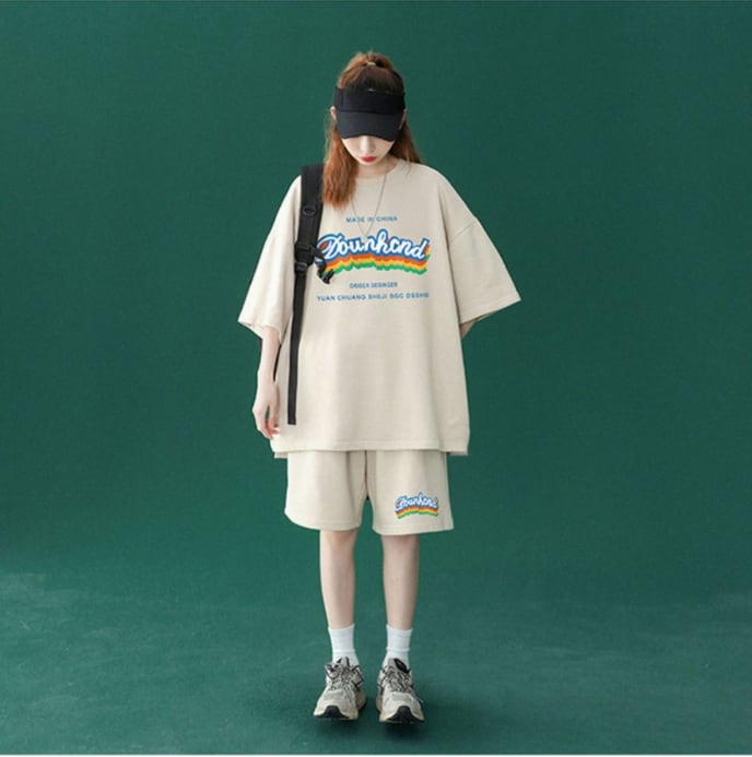 【半額セール】早い者勝ち 半袖Tシャツⅹパンツセット全4色 男女兼用<ins-6553>