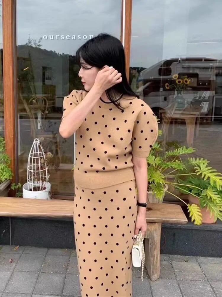 好感度100％ 柔らかくて優しい印象 効果抜群 プリント切り替え 2色 セットアップE-10855