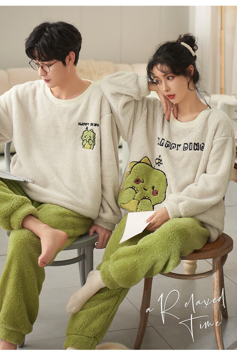 大活躍 3種選択 柔らかくて優しい印象 サンゴフリース カップル パジャマE-10005