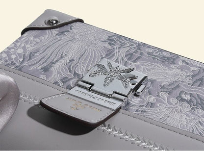 存在感のある ショルダーバッグ 2色選択可 メッセンジャーバッグE-10074