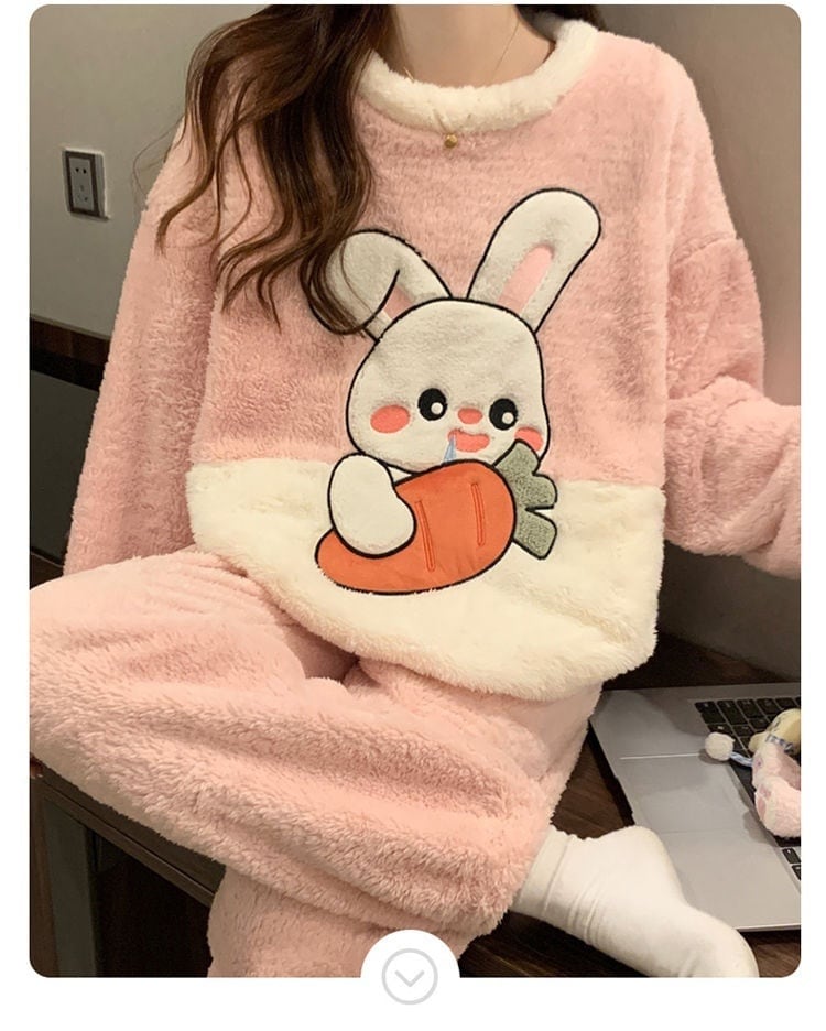 柔らかな肌触りで着心地も楽ちん！ パジャマ 取り入れたい 上下セットE-10338