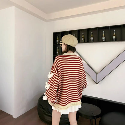 スタイルアップ効果抜群 ストライプ柄 個性的なデザイン 2色選択ニットトップスE-10585