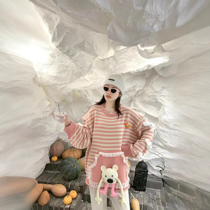 スタイルアップ効果抜群 ストライプ柄 個性的なデザイン 2色選択ニットトップスE-10585