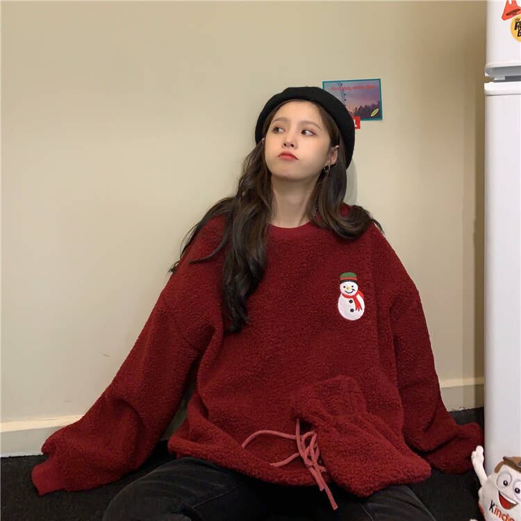 美人度アップ   ふわふわグラフィックロゴボアスウェットトップス全2色E-10116