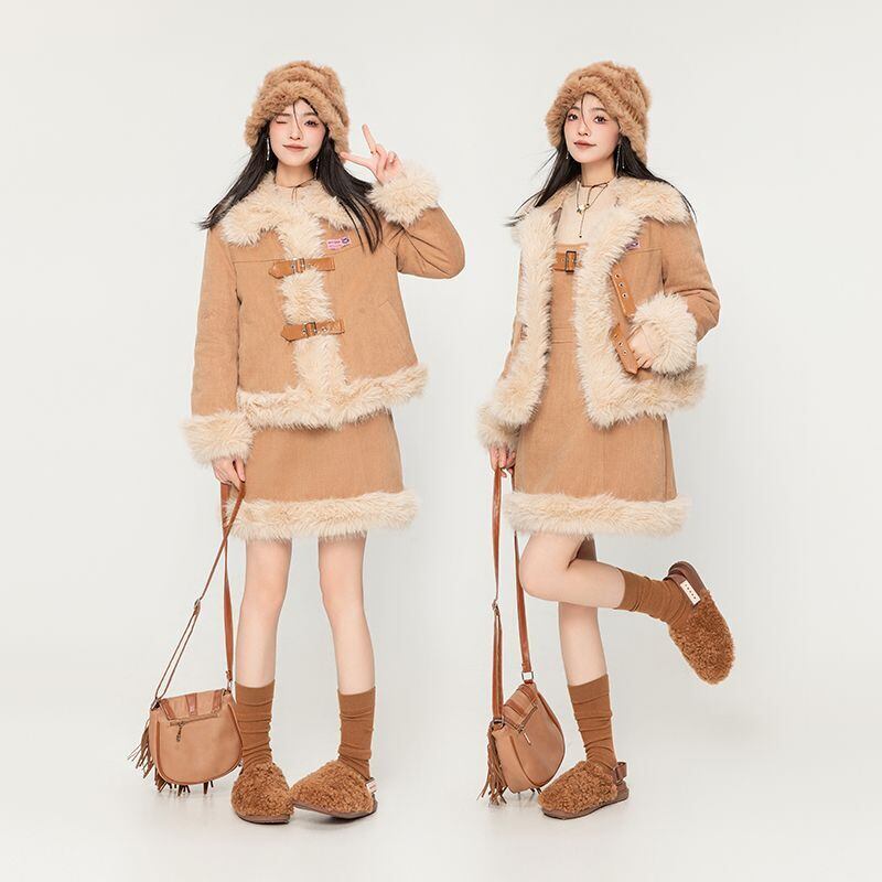 アクティブも綺麗も叶う  求めてたデザイン ぬいぐるみジャケットⅹサスペンダースカートセットE-9915