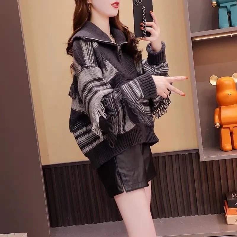 売れ筋 存在感抜群 個性的なデザイン トレンドアイテム 2色選択 スウェット E-12318