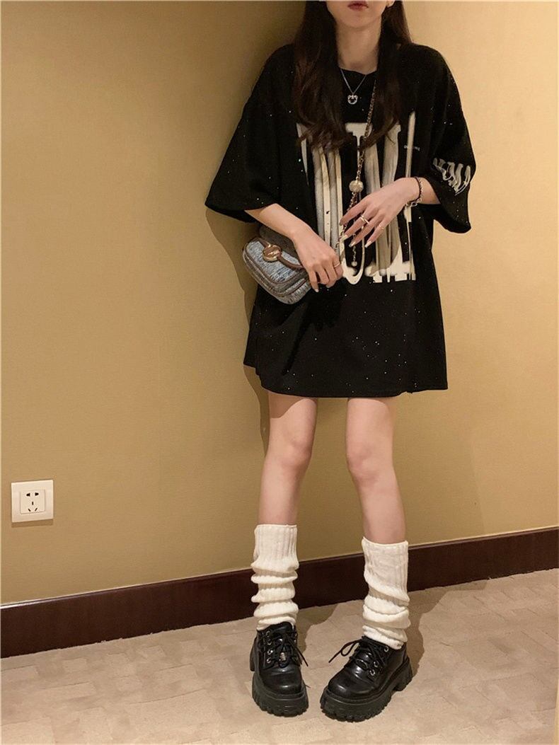 売り切れ必至 アバンギャルド 気質アップ おしゃれ度高め ルーズ 半袖 Tシャツ E-9289