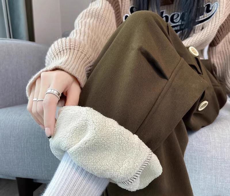 【裏起毛】好感度UP プラスベルベット 柔らかな肌触りで着心地も楽ちん！ 3色選択 ルーズストレートカジュアルパンツ E-9821