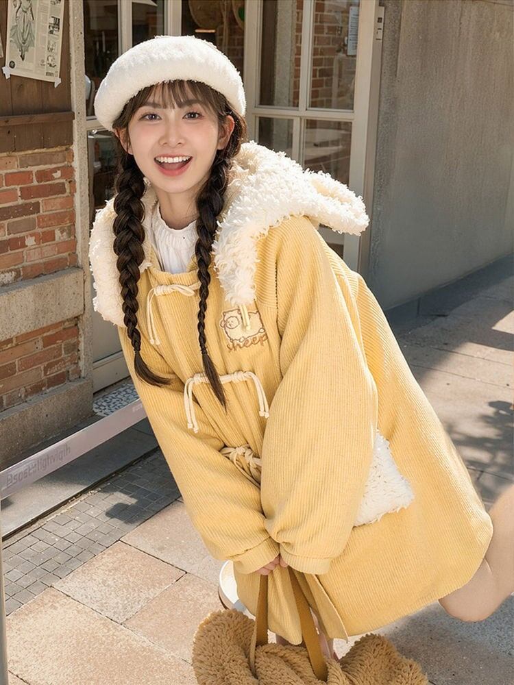 話題沸騰中 スウィート 主役級の存在感！大人可愛い 切り替え ミドル丈のコットンコート E-9846