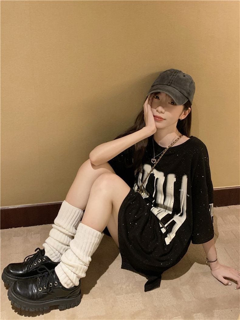 売り切れ必至 アバンギャルド 気質アップ おしゃれ度高め ルーズ 半袖 Tシャツ E-9289