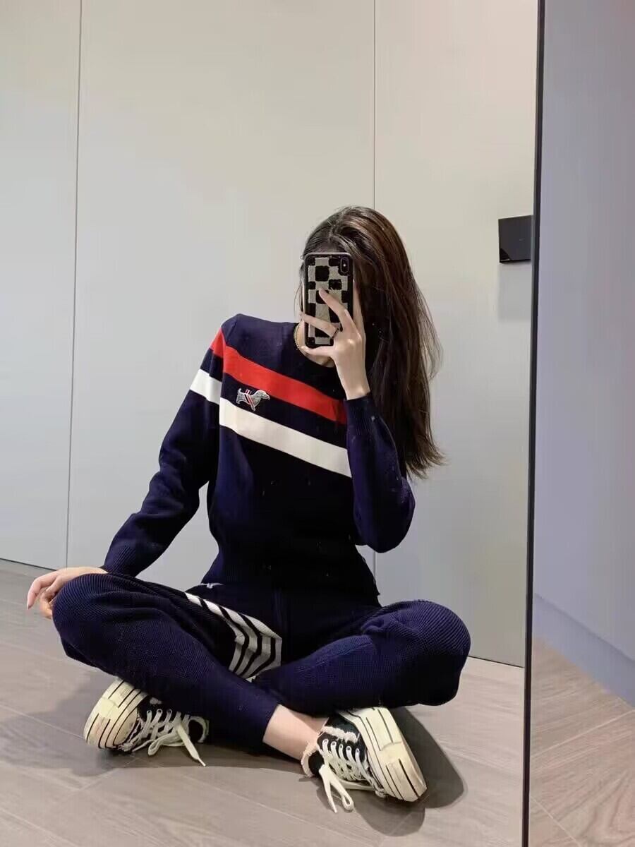 デザイン性抜群 着心地良い おしゃれ度高め 4色選択 トップス+パンツセット E-10871