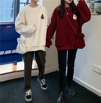 美人度アップ   ふわふわグラフィックロゴボアスウェットトップス全2色E-10116