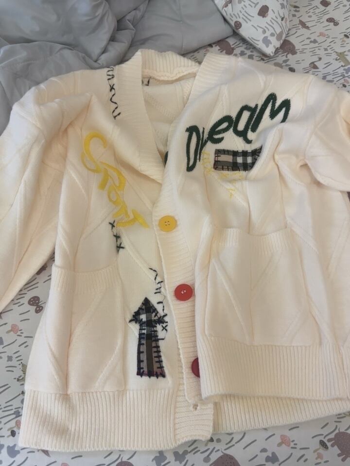 大人可愛い  柔らかくて優しい印象  カジュアル   3色 スウェット  E-12222