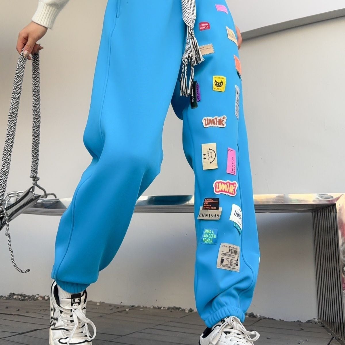 着?せロゴ裏起毛ジョガーパンツ4色あり   E-4449