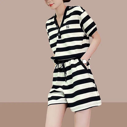 大好評 真夏も快適 定番シンプル カジュアル 半袖 Tシャツ ショートパンツ セットアップ E-9210