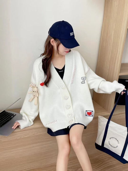 流行新作 デザイン性抜群 目を奪われる Vネック 3色選択 ニットトップスE-9608