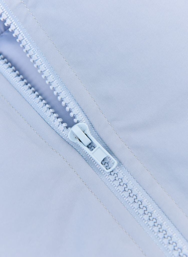 【半額！期間限定！！】大人可愛い スタイルアップ ファッション 2色選択 フード付きジッパーコート E-10037