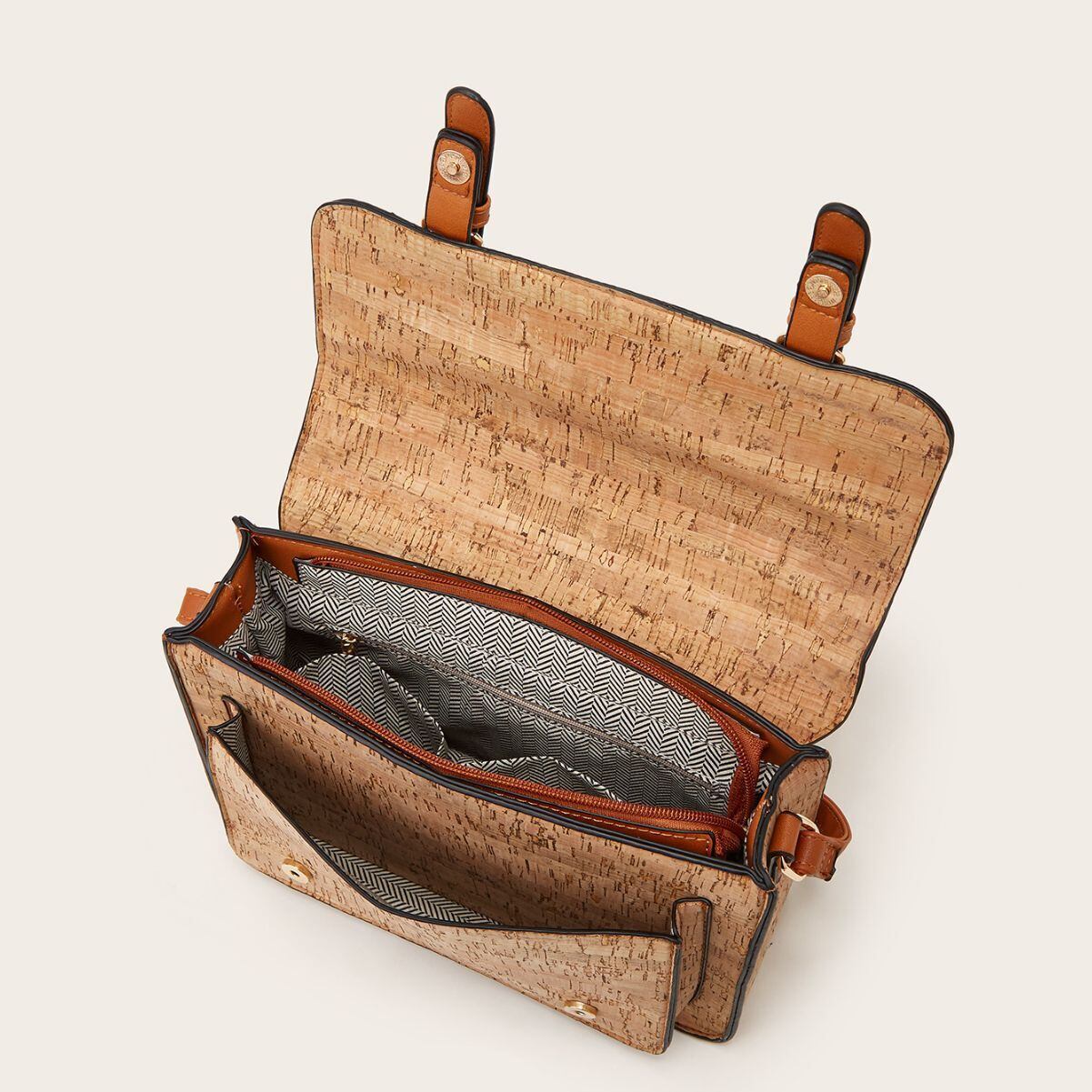 女子マスト 存在感のある オシャレ度満点 4色選択可 ショルダーバッグ メッセンジャーバッグE-10076