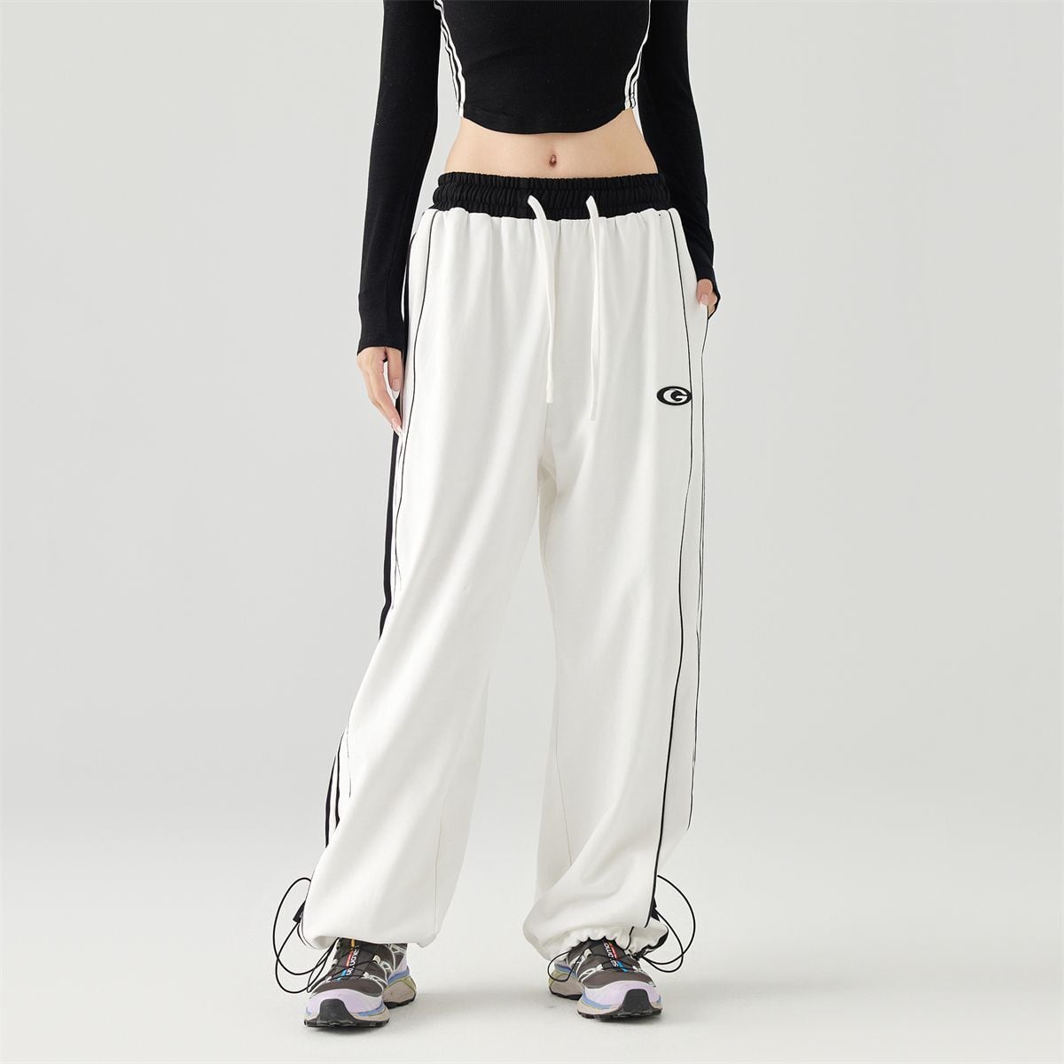 超人気商品 カジュアル 上下セット  ペアコーデ スポーツウェア 3色展開 ジャージ E-12630