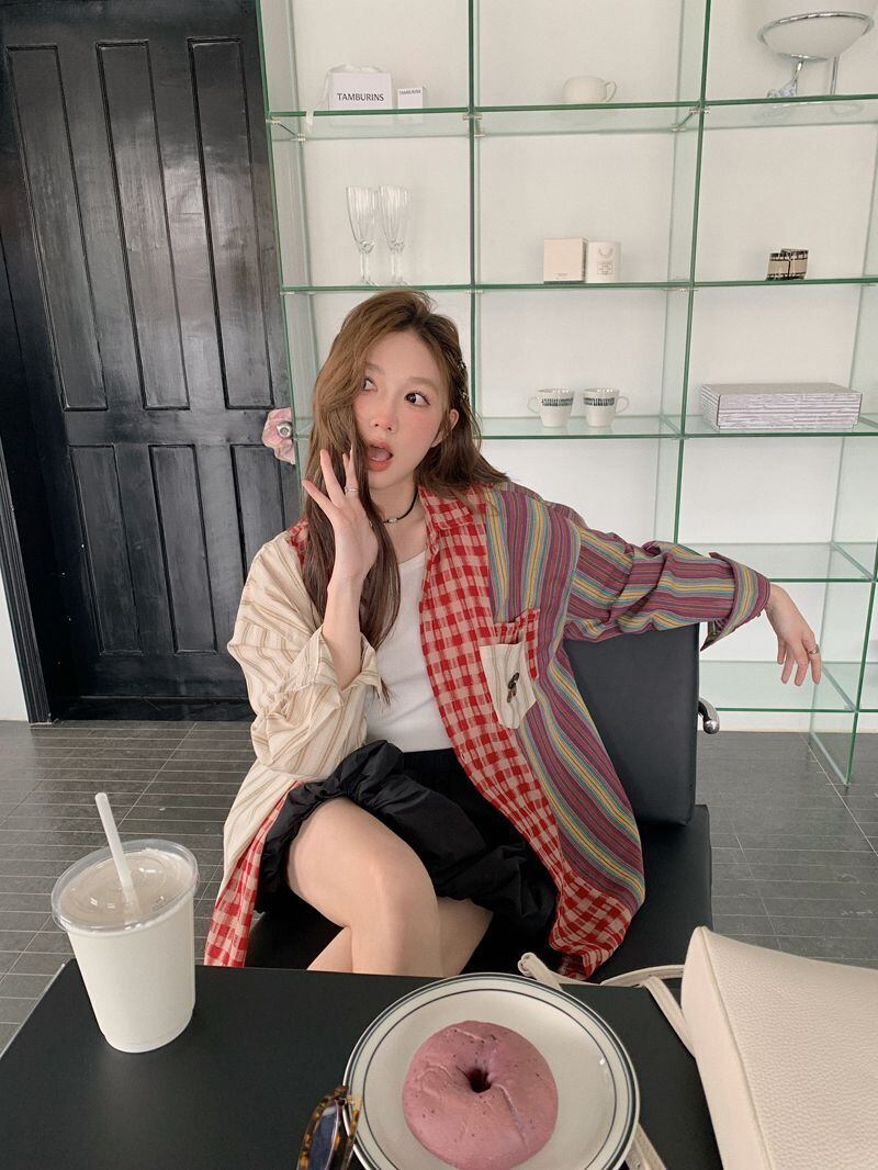 新商品 切り替え 個性的なデザイン チェック柄 ストライプ柄 シャツ E-9155