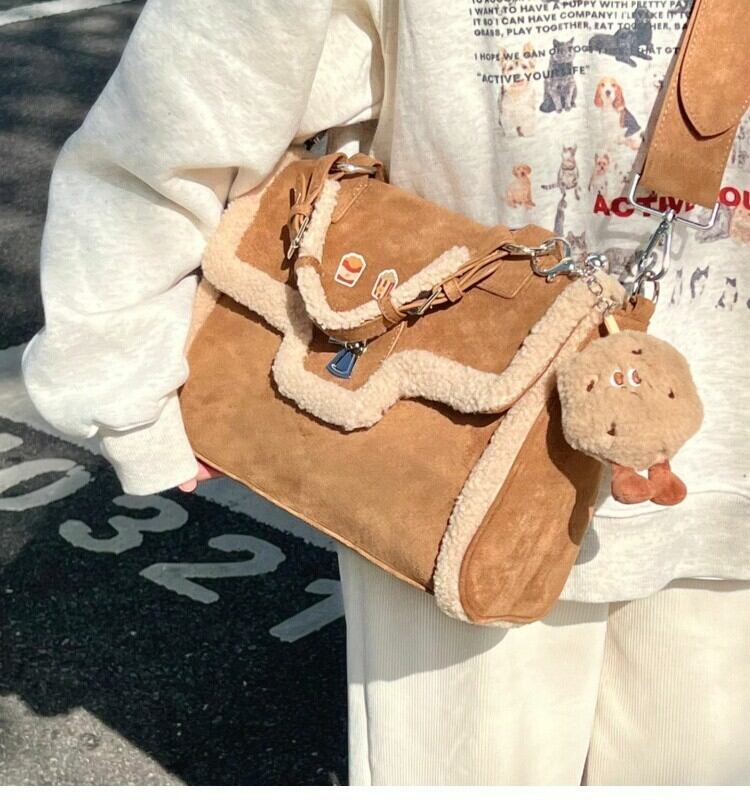 取り入れたい 存在感のある ショルダーバッグ メッセンジャーバッグiEf-10078