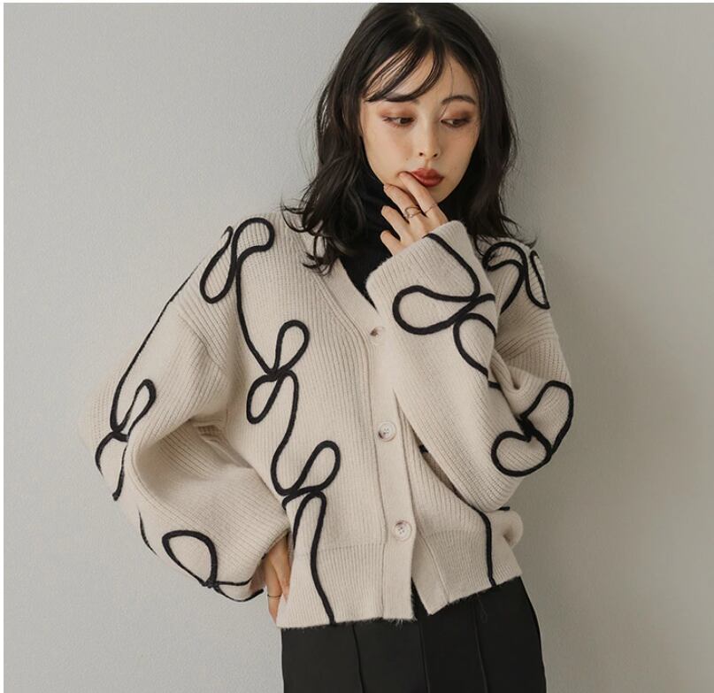 エレガント キュート  柔らかくて優しい印象  カジュアル   3色 スウェット  E-12214