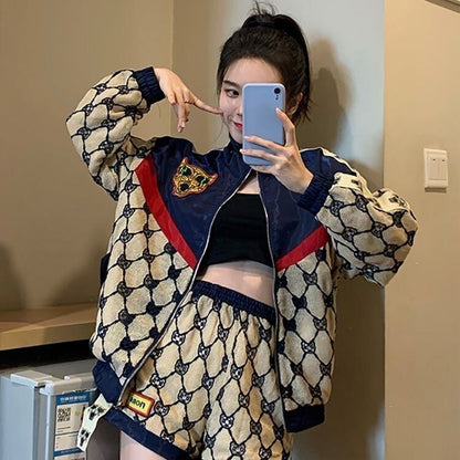 話題沸騰中 スタイルアップ 目を奪われる 切り替え ジャケット＋ショートパンツ セットアップE-9192