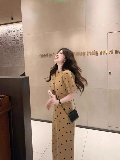 好感度100％ 柔らかくて優しい印象 効果抜群 プリント切り替え 2色 セットアップE-10855