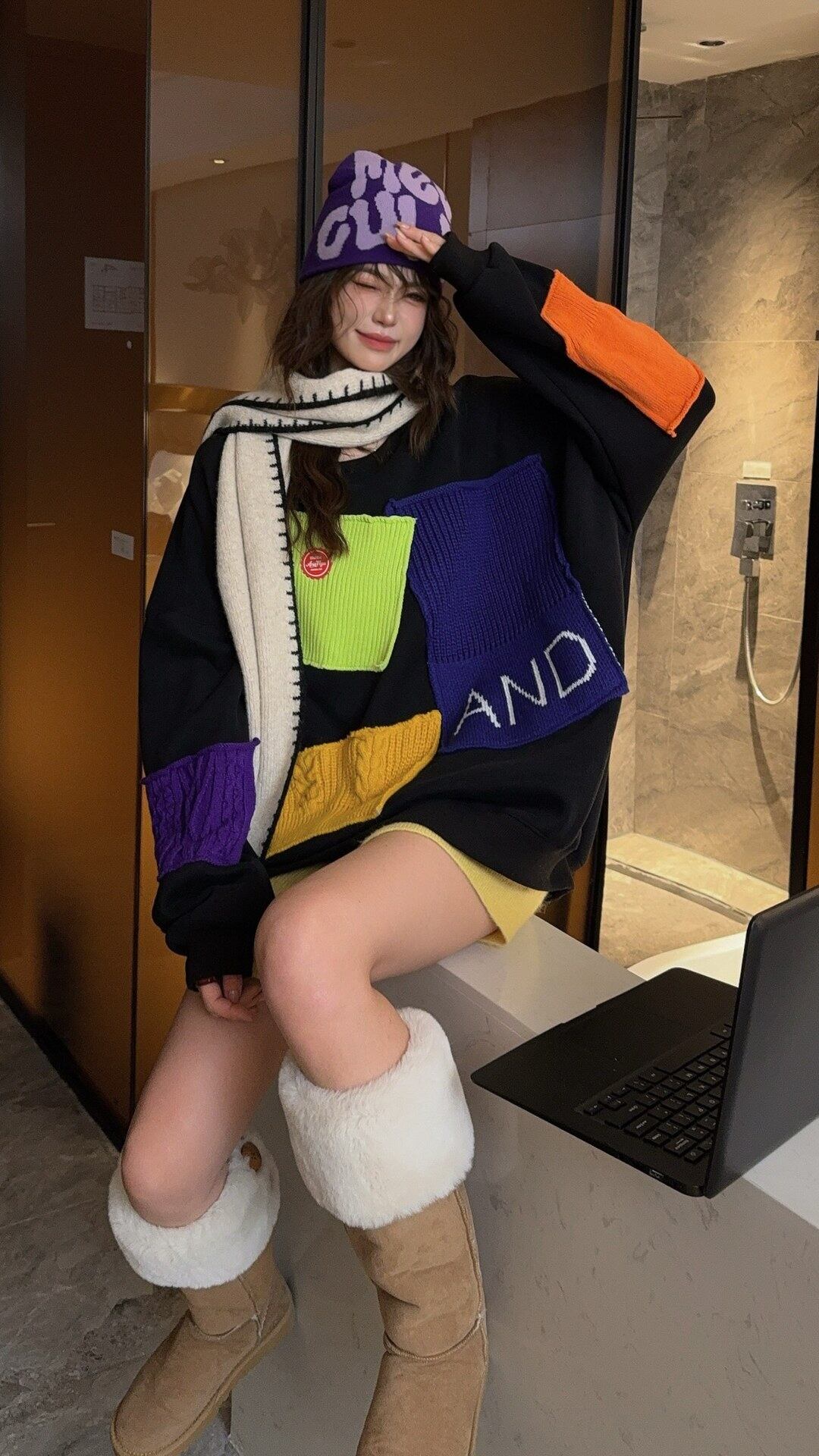 美人度アップ  キュート  柔らかくて優しい印象  カジュアル   3色 スウェット  E-12213