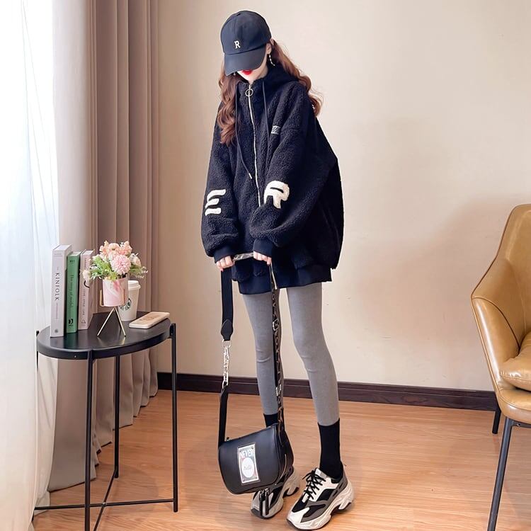 好感度UPアルファベットロゴボアフルジップパーカー 厚手トップス 全4色 E-4443