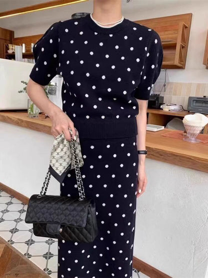 好感度100％ 柔らかくて優しい印象 効果抜群 プリント切り替え 2色 セットアップE-10855