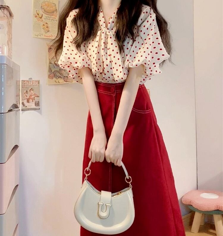 エレガント 効果抜群 大人可愛い 柔らかくて優しい印象 セットアップE-12003