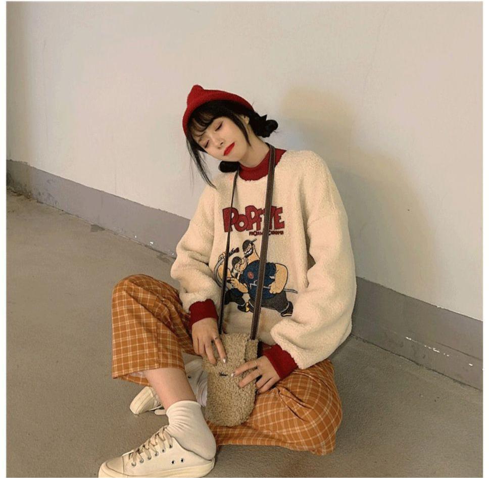 韓国系ふわふわグラフィックロゴボアスウェットトップス全2色E-4208